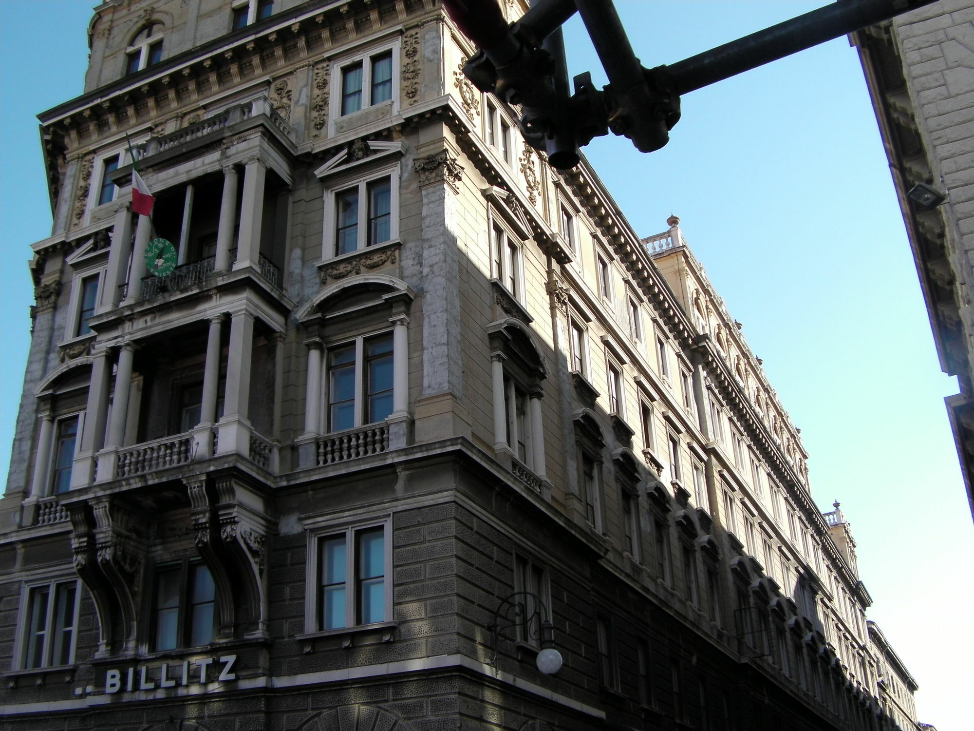 Affittacamere Alla Stazione Trieste Bagian luar foto